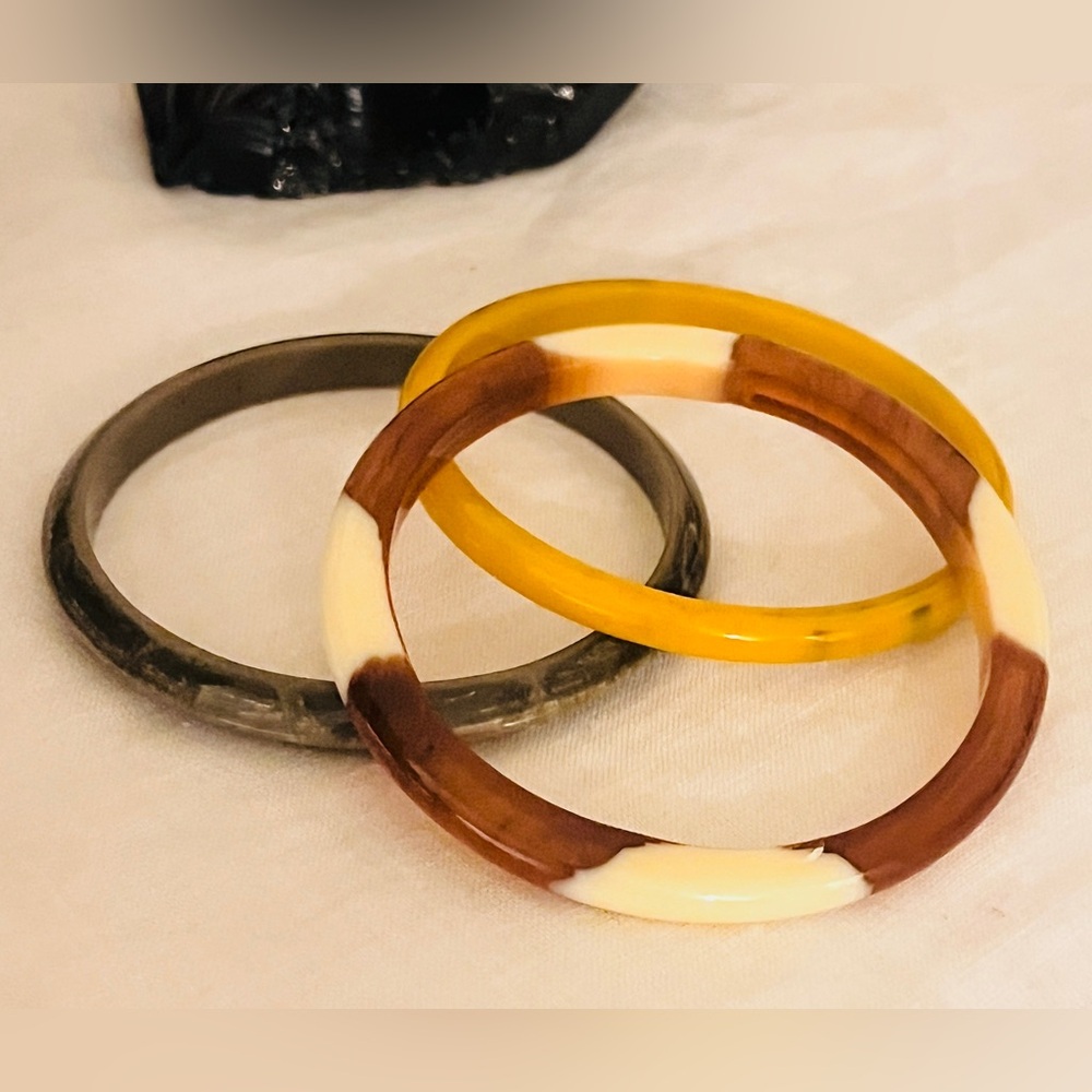 Vintage Laminated Bangle Stack Mid Century Marbled Bracelets Set of 3
